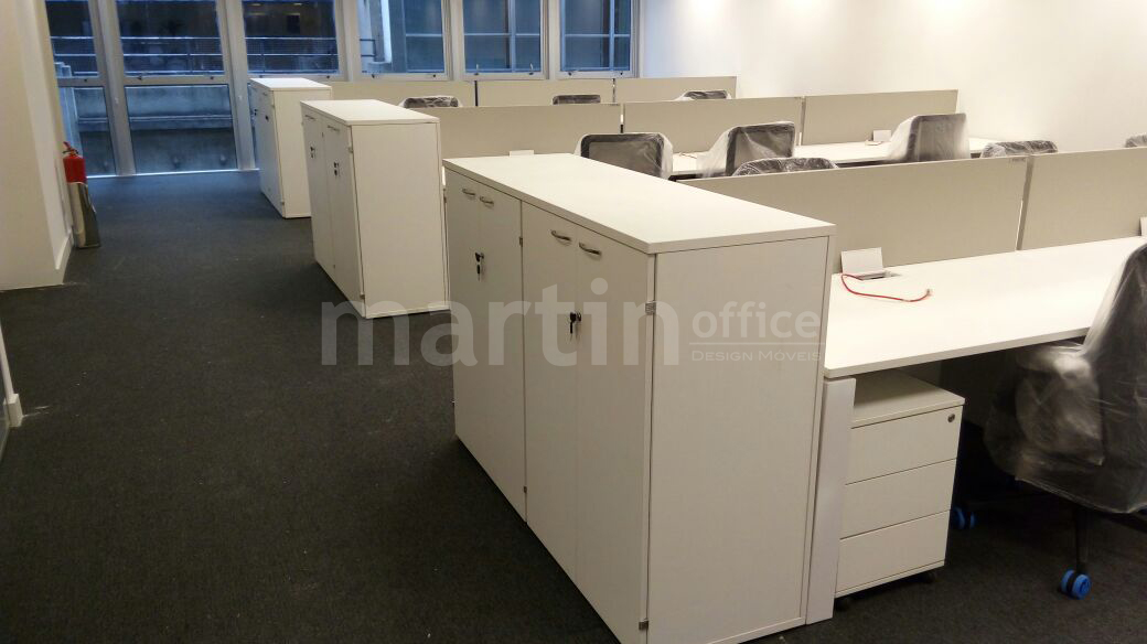 plataforma-com-armario-branco