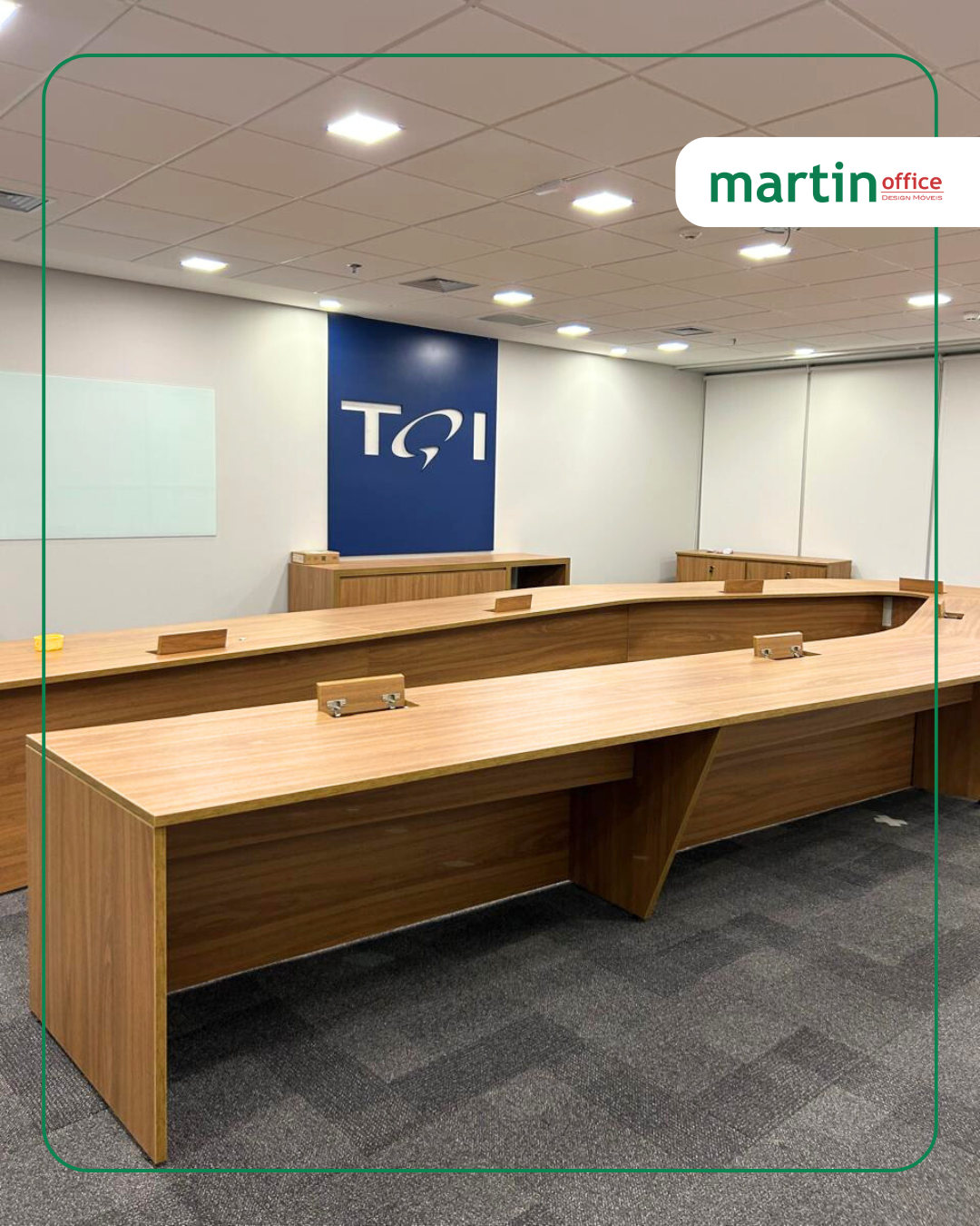 mesa corporativa organica customizada